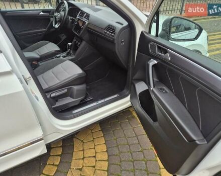 Білий Фольксваген Тігуан, об'ємом двигуна 2 л та пробігом 245 тис. км за 28900 $, фото 13 на Automoto.ua