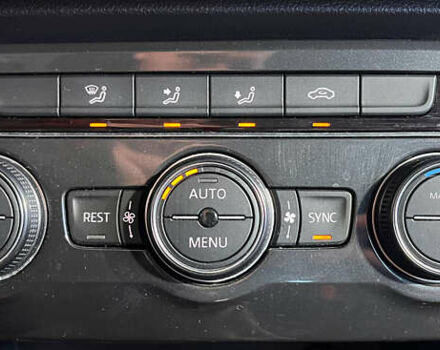 Білий Фольксваген Тігуан, об'ємом двигуна 1.98 л та пробігом 191 тис. км за 22950 $, фото 19 на Automoto.ua