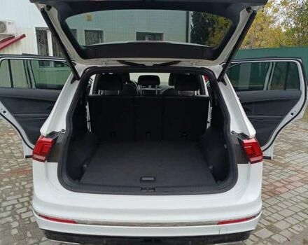 Белый Фольксваген Тигуан, объемом двигателя 1.98 л и пробегом 120 тыс. км за 25000 $, фото 12 на Automoto.ua