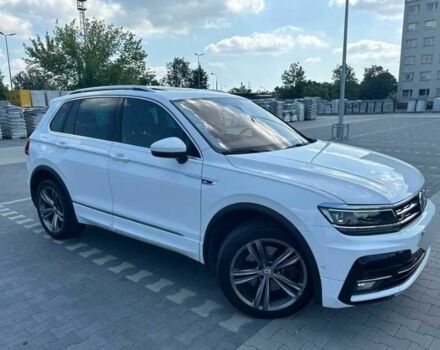 Белый Фольксваген Тигуан, объемом двигателя 2 л и пробегом 47 тыс. км за 15400 $, фото 4 на Automoto.ua