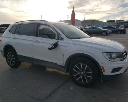 Білий Фольксваген Тігуан, об'ємом двигуна 2 л та пробігом 132 тис. км за 10950 $, фото 1 на Automoto.ua
