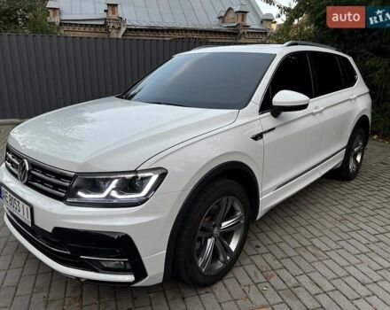 Белый Фольксваген Тигуан, объемом двигателя 1.98 л и пробегом 55 тыс. км за 27999 $, фото 95 на Automoto.ua