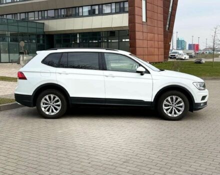 Білий Фольксваген Тігуан, об'ємом двигуна 2 л та пробігом 54 тис. км за 11700 $, фото 3 на Automoto.ua
