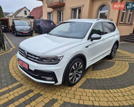 Білий Фольксваген Тігуан, об'ємом двигуна 2 л та пробігом 245 тис. км за 28900 $, фото 26 на Automoto.ua