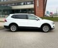Білий Фольксваген Тігуан, об'ємом двигуна 2 л та пробігом 54 тис. км за 11700 $, фото 3 на Automoto.ua