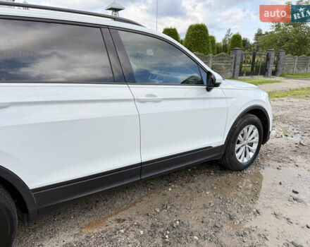 Белый Фольксваген Тигуан, объемом двигателя 1.98 л и пробегом 94 тыс. км за 17500 $, фото 13 на Automoto.ua