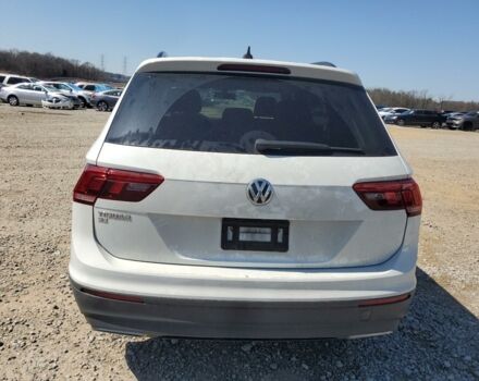 Білий Фольксваген Тігуан, об'ємом двигуна 2 л та пробігом 194 тис. км за 12750 $, фото 4 на Automoto.ua