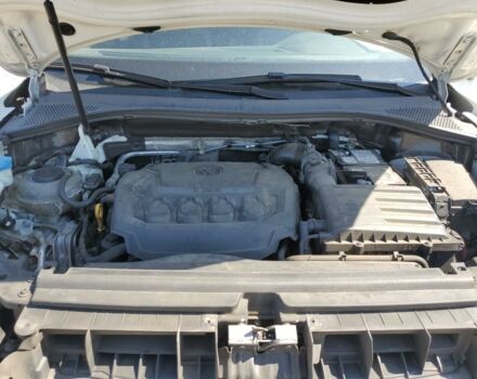 Білий Фольксваген Тігуан, об'ємом двигуна 2 л та пробігом 194 тис. км за 12750 $, фото 11 на Automoto.ua