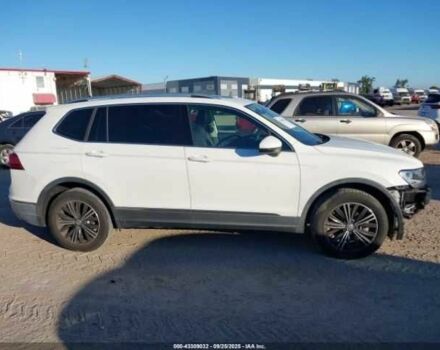 Білий Фольксваген Тігуан, об'ємом двигуна 0 л та пробігом 35 тис. км за 4000 $, фото 13 на Automoto.ua