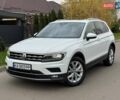 Белый Фольксваген Тигуан, объемом двигателя 1.98 л и пробегом 204 тыс. км за 23000 $, фото 1 на Automoto.ua
