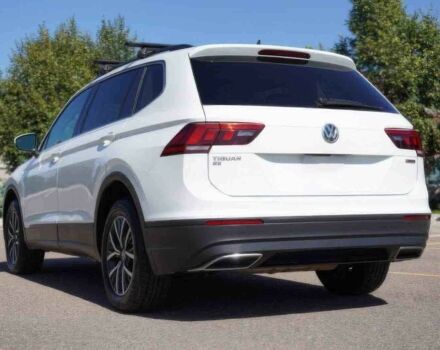 Белый Фольксваген Тигуан, объемом двигателя 2 л и пробегом 41 тыс. км за 14300 $, фото 3 на Automoto.ua