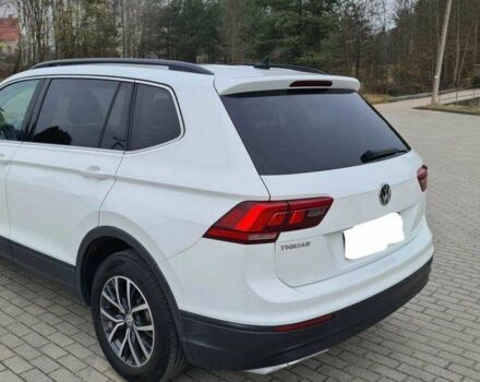Белый Фольксваген Тигуан, объемом двигателя 2 л и пробегом 83 тыс. км за 10900 $, фото 6 на Automoto.ua