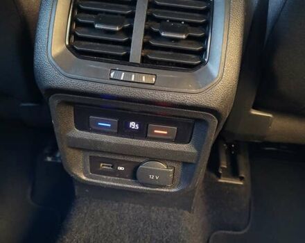 Белый Фольксваген Тигуан, объемом двигателя 2 л и пробегом 180 тыс. км за 24500 $, фото 16 на Automoto.ua