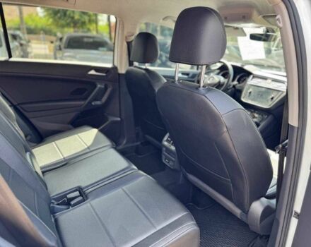 Білий Фольксваген Тігуан, об'ємом двигуна 2 л та пробігом 105 тис. км за 19500 $, фото 17 на Automoto.ua