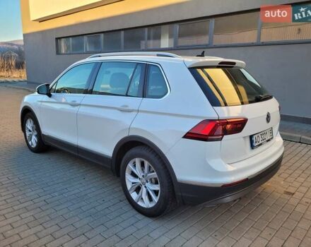 Белый Фольксваген Тигуан, объемом двигателя 2 л и пробегом 180 тыс. км за 24500 $, фото 9 на Automoto.ua