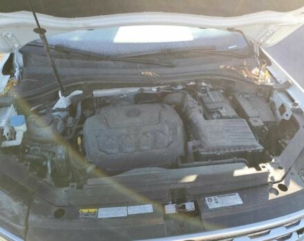 Білий Фольксваген Тігуан, об'ємом двигуна 2 л та пробігом 83 тис. км за 4000 $, фото 10 на Automoto.ua