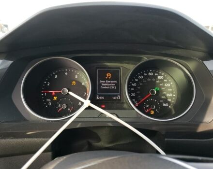 Білий Фольксваген Тігуан, об'ємом двигуна 2 л та пробігом 132 тис. км за 10950 $, фото 11 на Automoto.ua