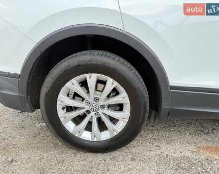 Белый Фольксваген Тигуан, объемом двигателя 1.98 л и пробегом 94 тыс. км за 17500 $, фото 14 на Automoto.ua