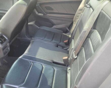 Білий Фольксваген Тігуан, об'ємом двигуна 2 л та пробігом 43 тис. км за 13000 $, фото 7 на Automoto.ua