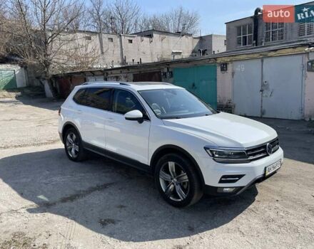 Белый Фольксваген Тигуан, объемом двигателя 1.98 л и пробегом 144 тыс. км за 21900 $, фото 7 на Automoto.ua