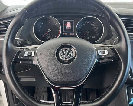 Білий Фольксваген Тігуан, об'ємом двигуна 1.98 л та пробігом 191 тис. км за 22950 $, фото 15 на Automoto.ua