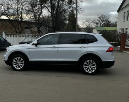 Білий Фольксваген Тігуан, об'ємом двигуна 2 л та пробігом 150 тис. км за 16800 $, фото 3 на Automoto.ua