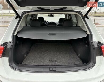 Белый Фольксваген Тигуан, объемом двигателя 1.98 л и пробегом 82 тыс. км за 22700 $, фото 5 на Automoto.ua