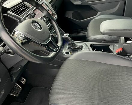 Белый Фольксваген Тигуан, объемом двигателя 2 л и пробегом 93 тыс. км за 31600 $, фото 3 на Automoto.ua