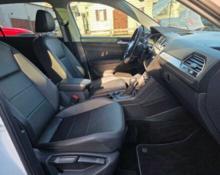 Белый Фольксваген Тигуан, объемом двигателя 2 л и пробегом 49 тыс. км за 14300 $, фото 11 на Automoto.ua