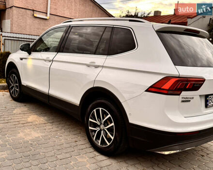 Белый Фольксваген Тигуан, объемом двигателя 1.98 л и пробегом 156 тыс. км за 28800 $, фото 5 на Automoto.ua