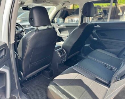 Білий Фольксваген Тігуан, об'ємом двигуна 2 л та пробігом 105 тис. км за 19500 $, фото 15 на Automoto.ua