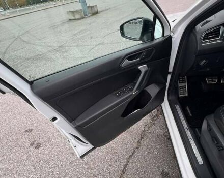 Белый Фольксваген Тигуан, объемом двигателя 1.98 л и пробегом 133 тыс. км за 22500 $, фото 19 на Automoto.ua