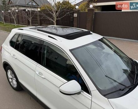 Белый Фольксваген Тигуан, объемом двигателя 2 л и пробегом 204 тыс. км за 23000 $, фото 22 на Automoto.ua