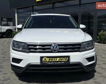 Белый Фольксваген Тигуан, объемом двигателя 1.98 л и пробегом 123 тыс. км за 21800 $, фото 1 на Automoto.ua