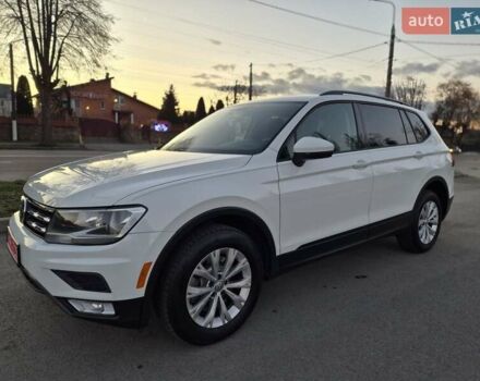 Білий Фольксваген Тігуан, об'ємом двигуна 1.98 л та пробігом 90 тис. км за 17800 $, фото 1 на Automoto.ua