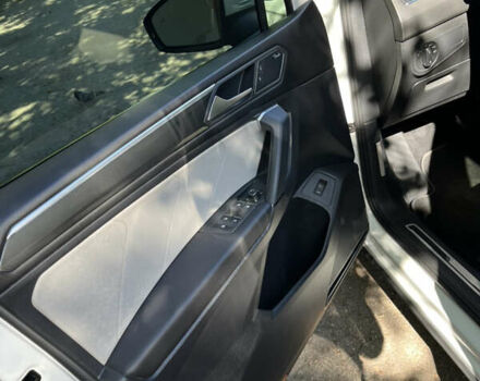 Белый Фольксваген Тигуан, объемом двигателя 1.98 л и пробегом 135 тыс. км за 24800 $, фото 8 на Automoto.ua