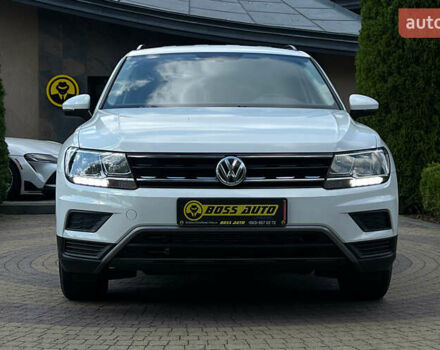 Білий Фольксваген Тігуан, об'ємом двигуна 2 л та пробігом 110 тис. км за 21850 $, фото 1 на Automoto.ua
