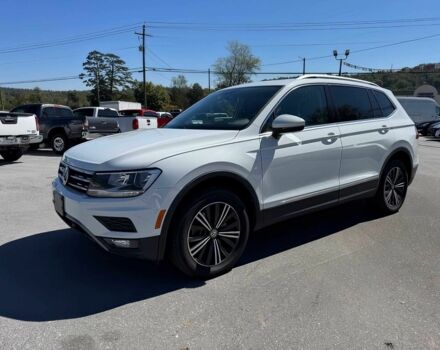 Белый Фольксваген Тигуан, объемом двигателя 2 л и пробегом 45 тыс. км за 8900 $, фото 2 на Automoto.ua