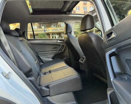 Білий Фольксваген Тігуан, об'ємом двигуна 2 л та пробігом 103 тис. км за 21000 $, фото 10 на Automoto.ua