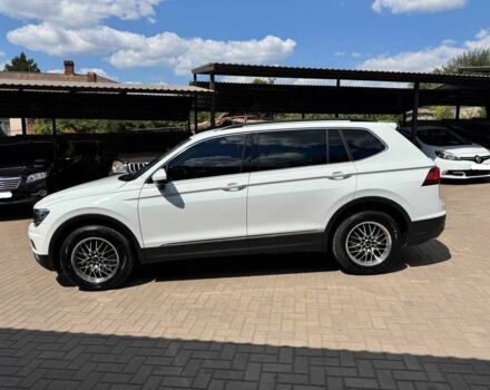 Білий Фольксваген Тігуан, об'ємом двигуна 2 л та пробігом 105 тис. км за 19500 $, фото 5 на Automoto.ua