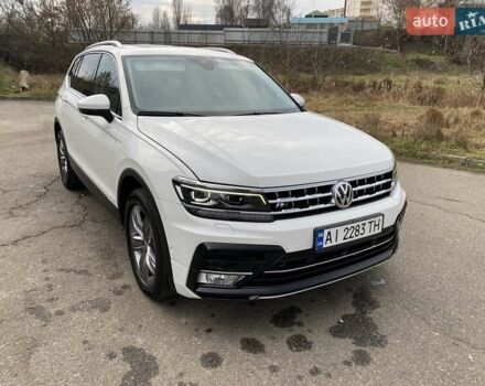 Белый Фольксваген Тигуан, объемом двигателя 1.98 л и пробегом 68 тыс. км за 19900 $, фото 72 на Automoto.ua