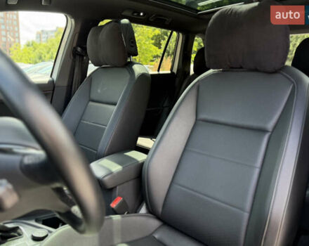 Білий Фольксваген Тігуан, об'ємом двигуна 2 л та пробігом 110 тис. км за 25999 $, фото 33 на Automoto.ua