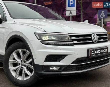 Белый Фольксваген Тигуан, объемом двигателя 1.97 л и пробегом 93 тыс. км за 31990 $, фото 1 на Automoto.ua