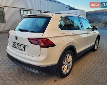 Белый Фольксваген Тигуан, объемом двигателя 2 л и пробегом 180 тыс. км за 24500 $, фото 6 на Automoto.ua