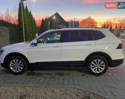 Белый Фольксваген Тигуан, объемом двигателя 1.98 л и пробегом 179 тыс. км за 17700 $, фото 3 на Automoto.ua