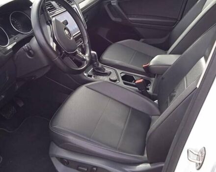 Белый Фольксваген Тигуан, объемом двигателя 1.98 л и пробегом 120 тыс. км за 18600 $, фото 6 на Automoto.ua