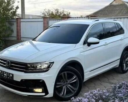 Белый Фольксваген Тигуан, объемом двигателя 2 л и пробегом 90 тыс. км за 18000 $, фото 4 на Automoto.ua