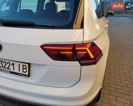 Белый Фольксваген Тигуан, объемом двигателя 2 л и пробегом 180 тыс. км за 24500 $, фото 7 на Automoto.ua