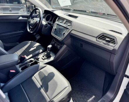 Білий Фольксваген Тігуан, об'ємом двигуна 2 л та пробігом 105 тис. км за 19500 $, фото 16 на Automoto.ua