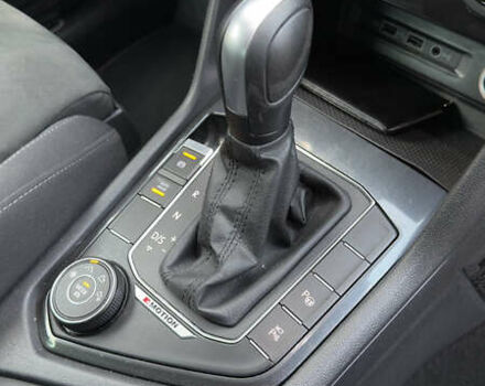 Белый Фольксваген Тигуан, объемом двигателя 1.98 л и пробегом 87 тыс. км за 28900 $, фото 14 на Automoto.ua